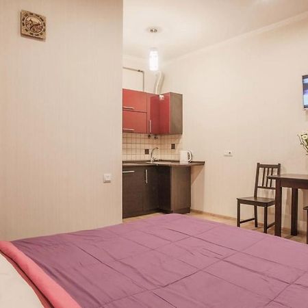 Central Cozy Apartment With Parking! Lwów Zewnętrze zdjęcie
